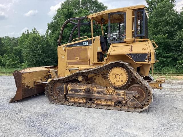 Image of Caterpillar D6N XL equipment image 3