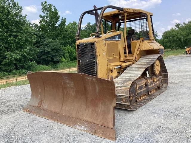 Image of Caterpillar D6N XL equipment image 1