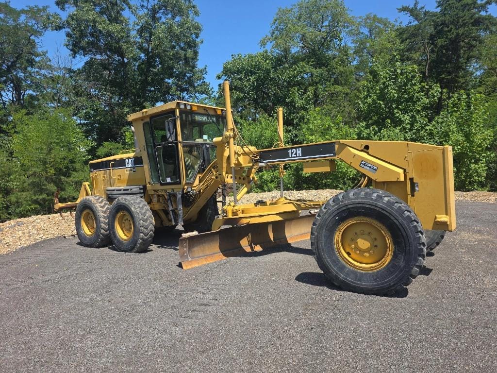 2005 Caterpillar 12H Equipment Image0