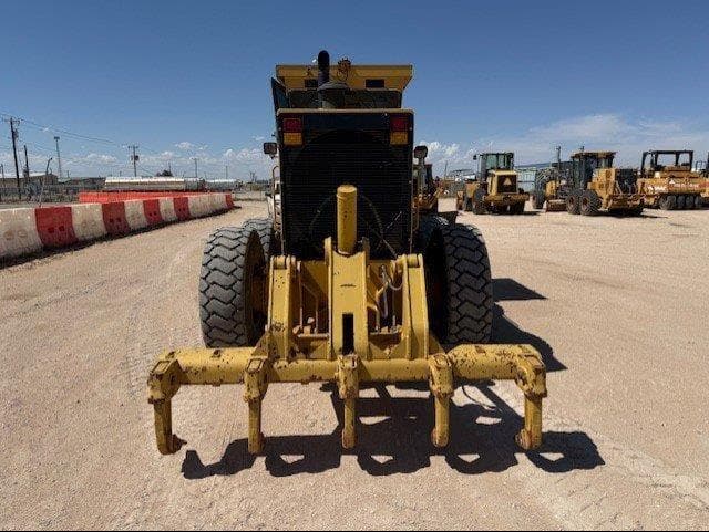 Image of Caterpillar 140H equipment image 4