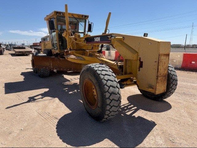 Image of Caterpillar 140H equipment image 2