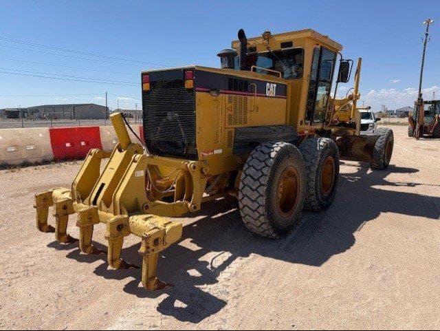 Image of Caterpillar 140H equipment image 3