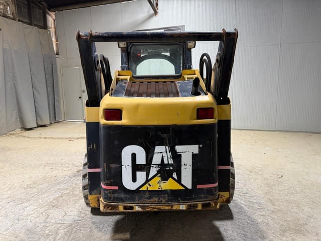 Image of Caterpillar 232B equipment image 3