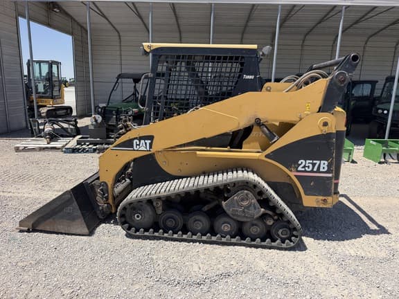 Image of Caterpillar 257B equipment image 1