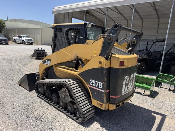 Image of Caterpillar 257B equipment image 2