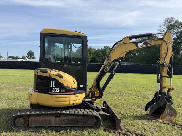 Image of Caterpillar 303CR equipment image 4