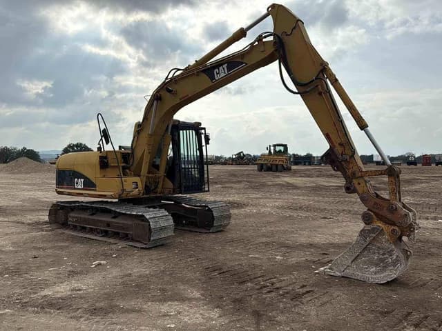 Image of Caterpillar 312CL equipment image 2