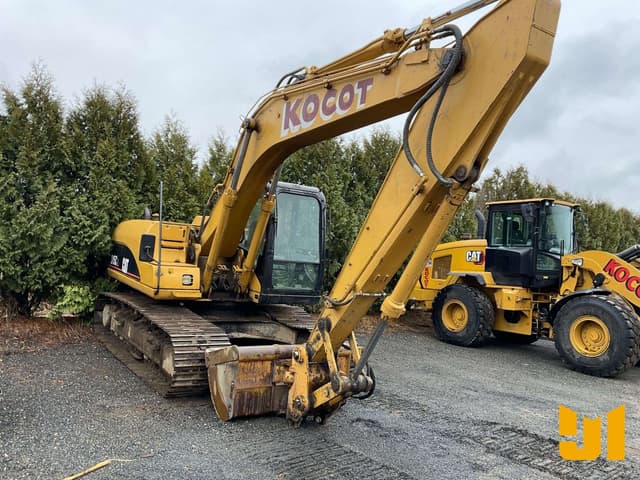 Image of Caterpillar 315CL equipment image 1