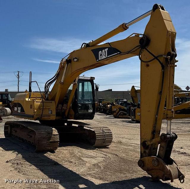 Image of Caterpillar 320C equipment image 2