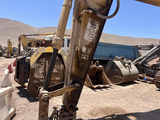 Image of Caterpillar 330C equipment image 1