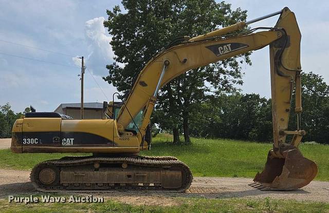 Image of Caterpillar 330CL equipment image 3
