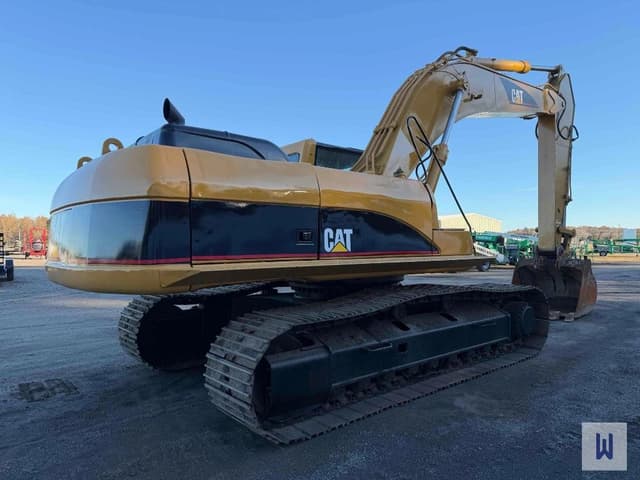 Image of Caterpillar 330CL equipment image 4