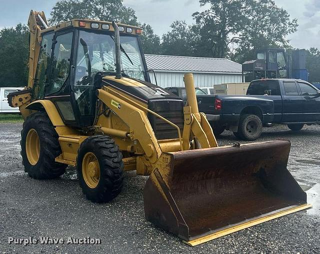 Image of Caterpillar 420D equipment image 2