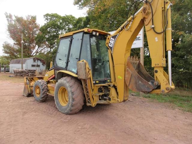 Image of Caterpillar 420D equipment image 4