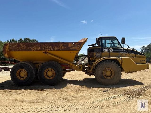 Image of Caterpillar 740 equipment image 3