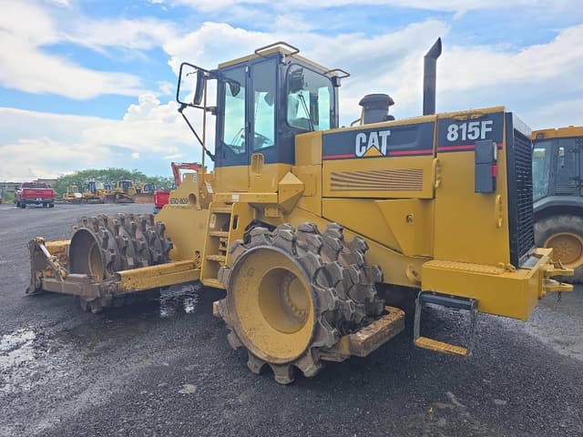 Image of Caterpillar 815F equipment image 4
