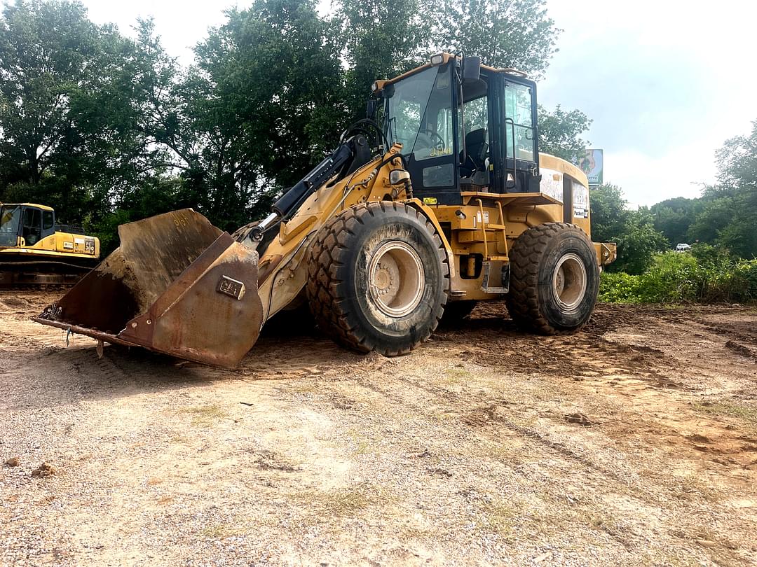 Image of Caterpillar 930G Primary image