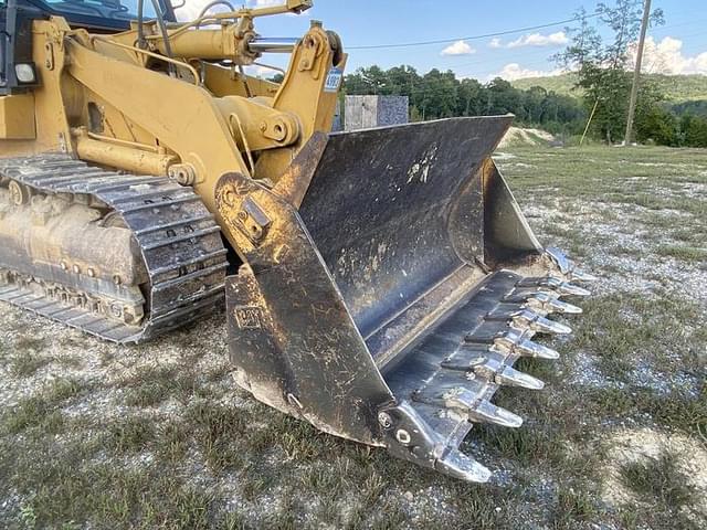 Image of Caterpillar 963C equipment image 3