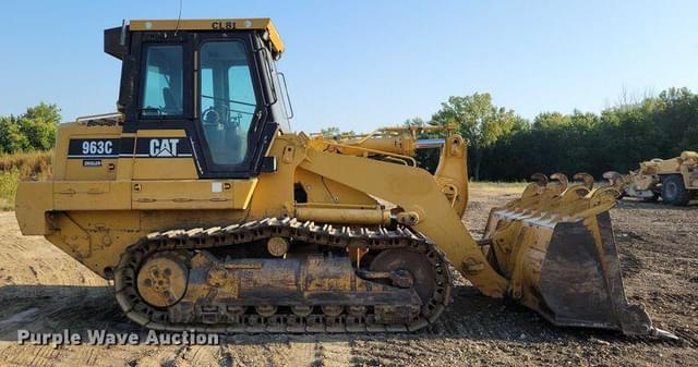 Image of Caterpillar 963C equipment image 3