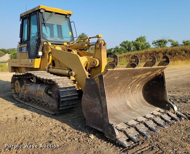 Image of Caterpillar 963C equipment image 2