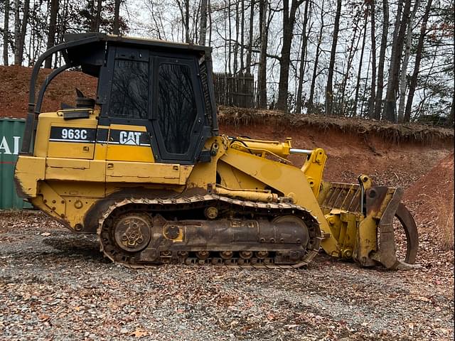 Image of Caterpillar 963C equipment image 2