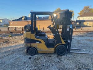 2005 Caterpillar C5000 Image