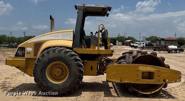 Image of Caterpillar CP-563E equipment image 3