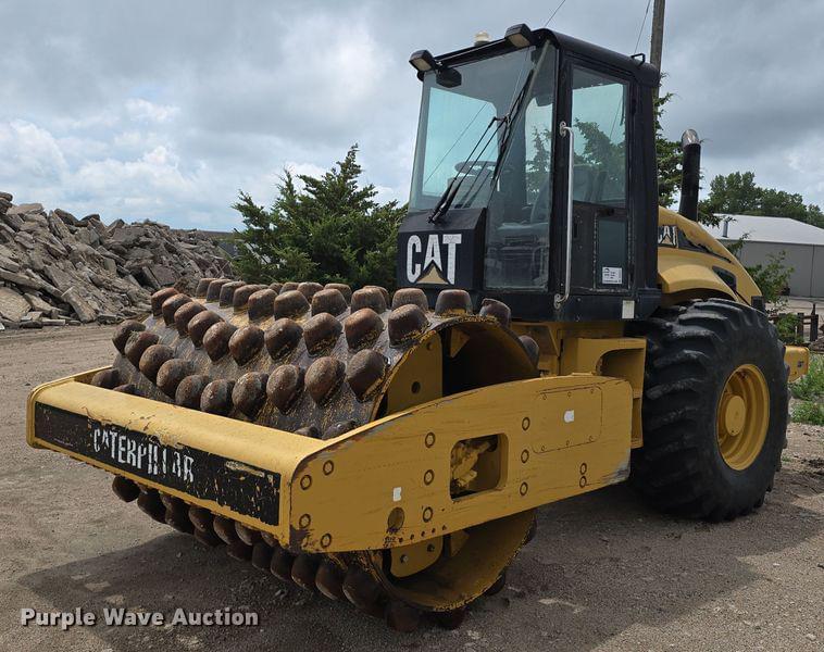 Image of Caterpillar CP-563E Primary image