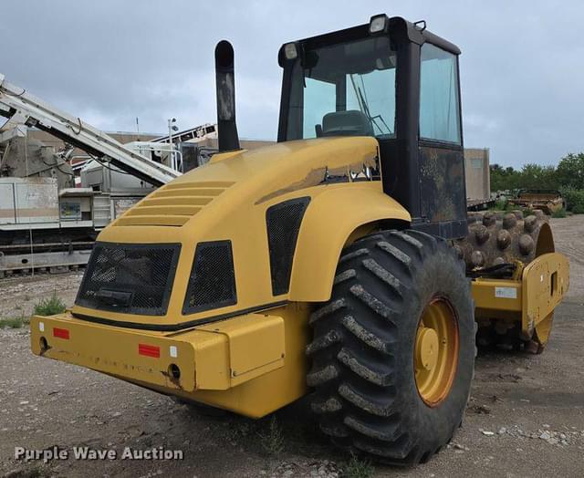 Image of Caterpillar CP-563E equipment image 4