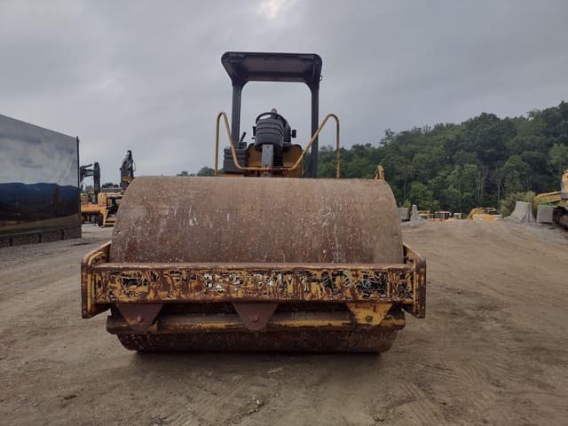 Image of Caterpillar CS-533E equipment image 1