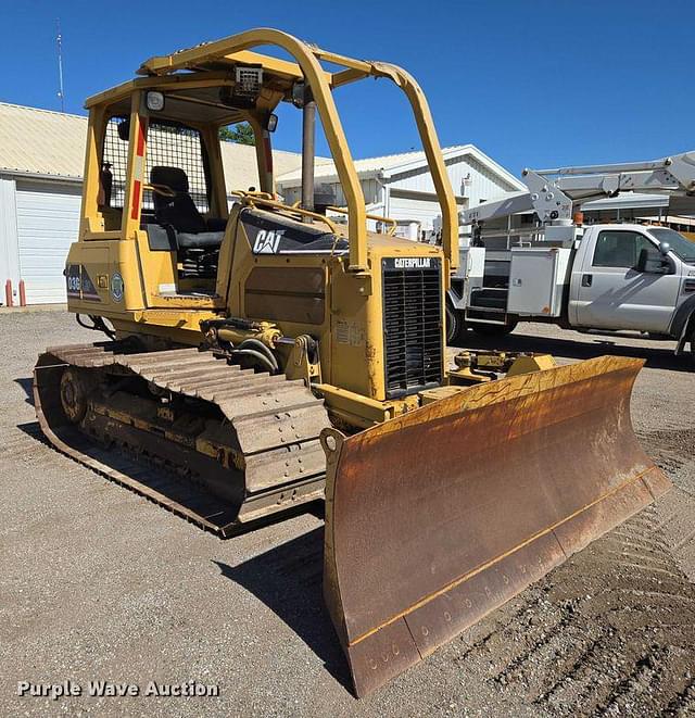 Image of Caterpillar D3G LGP equipment image 2