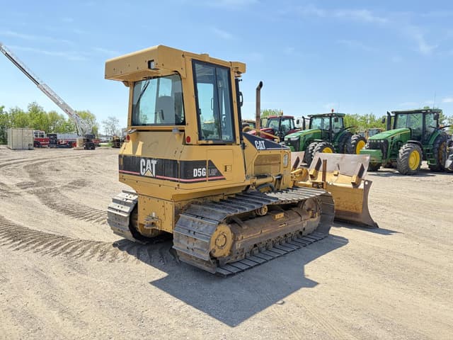 Image of Caterpillar D5G equipment image 4