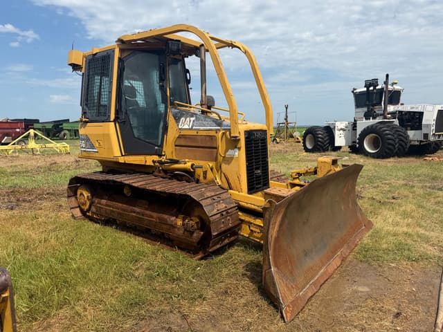 Image of Caterpillar D5G equipment image 1