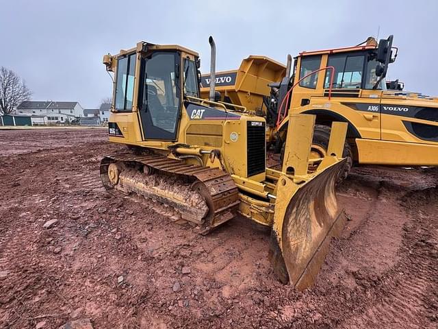 Image of Caterpillar D5G XL equipment image 4