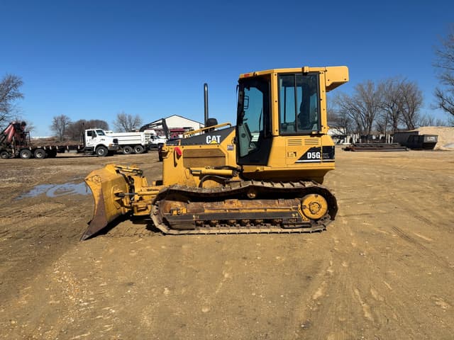 Image of Caterpillar D4GXL equipment image 1