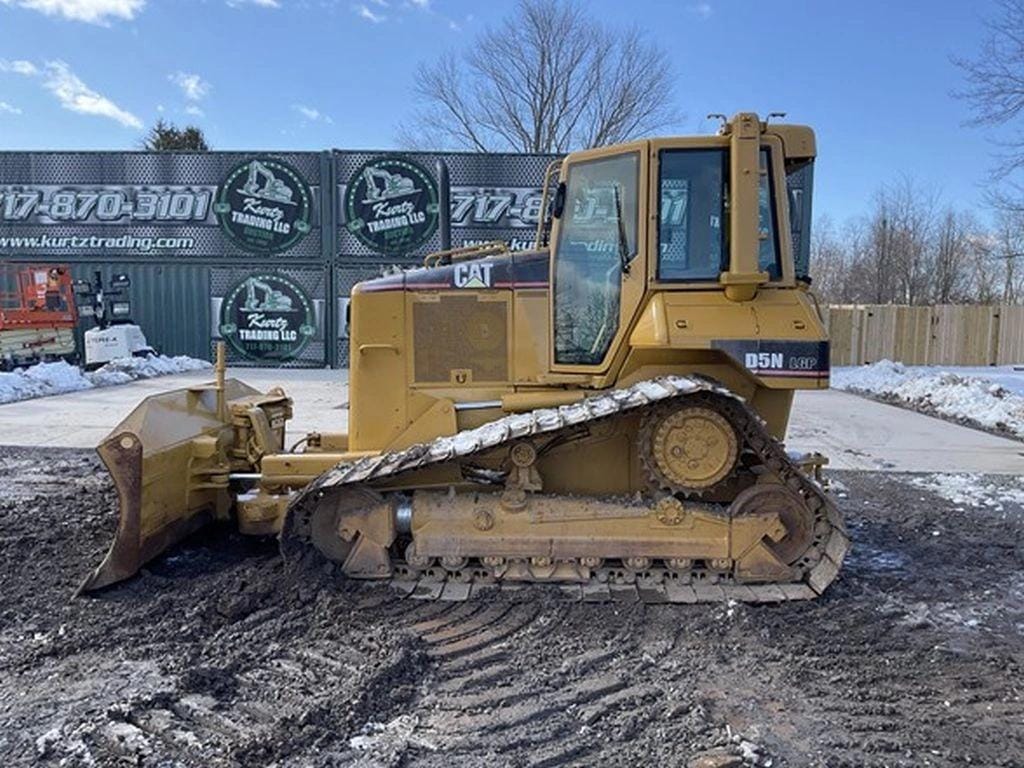 2005 Caterpillar D5N LGP Equipment Image0