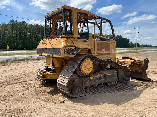 Image of Caterpillar D6N XL equipment image 4