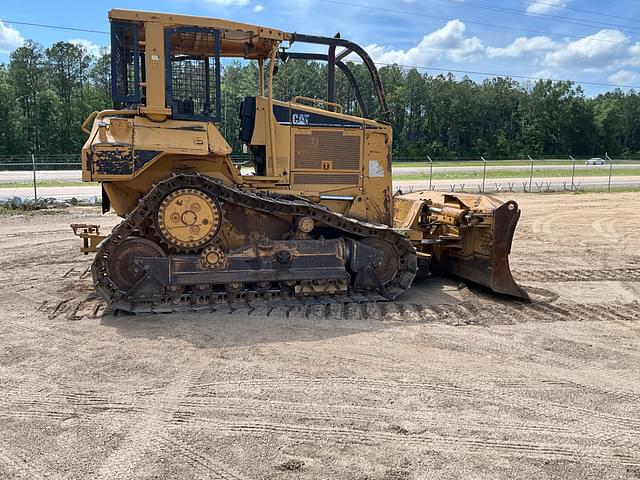 Image of Caterpillar D6N XL equipment image 3