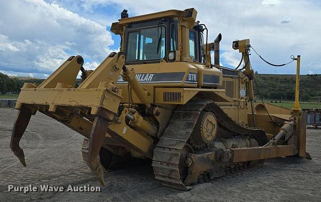 Image of Caterpillar D7R equipment image 4