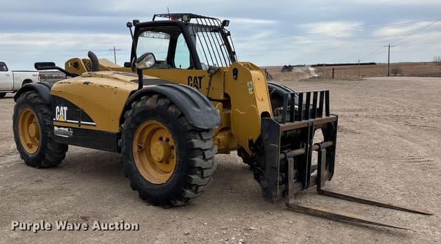 Image of Caterpillar TH220B equipment image 2