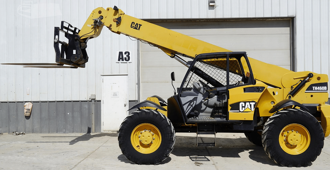 Image of Caterpillar TH460B Image 0