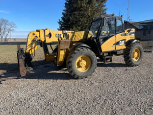 2005 Caterpillar TH460B Image