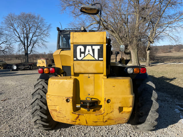 Image of Caterpillar TH460B equipment image 4