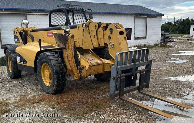 Image of Caterpillar TH580B equipment image 2