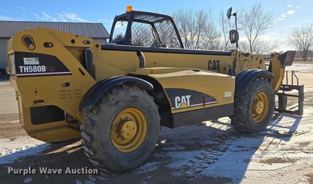 Image of Caterpillar TH580B equipment image 4