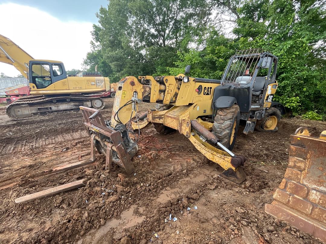 Image of Caterpillar TH580B Primary image