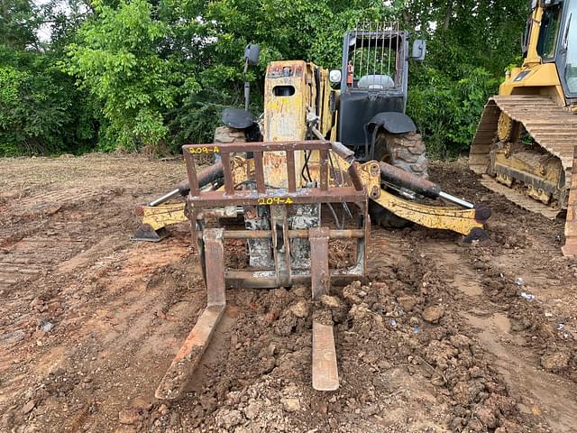 Image of Caterpillar TH580B equipment image 1