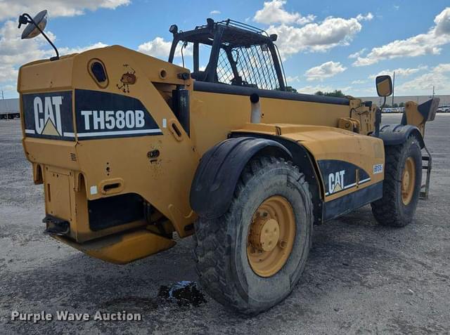 Image of Caterpillar TH580B equipment image 4
