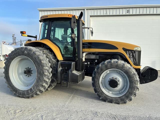 Image of Challenger MT635B equipment image 1