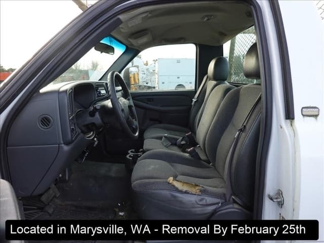 Image of Chevrolet 2500 equipment image 3